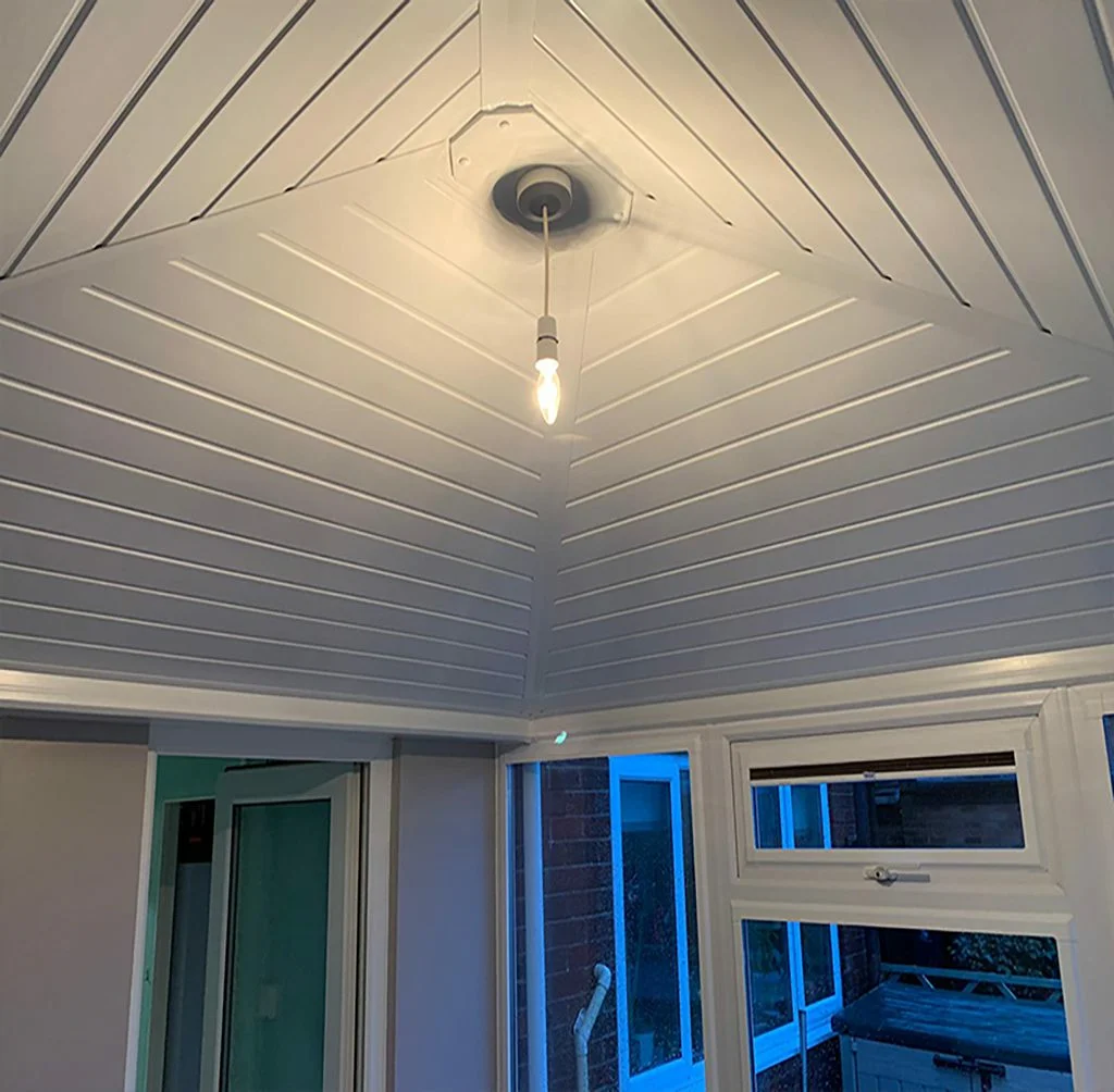 Transform Your Space with Insulated Conservatory Roofs in Wolverhampton